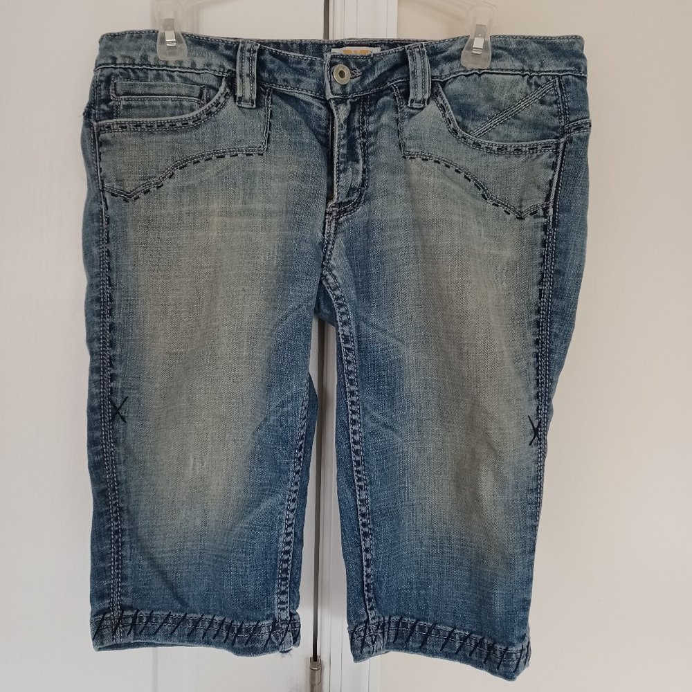 Antik Bermuda Shorts